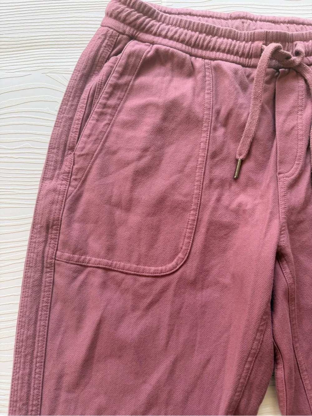 Athleta Drawstring Jogger Pants in Dusty Mauve